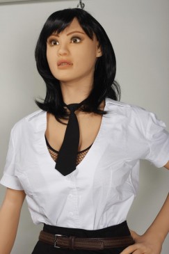 MAEVA X-TREME modelo de muñeca sexual